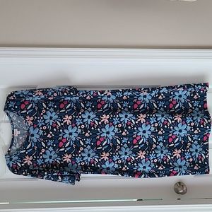 3/$20 Navy Lularoe Julia 3XL, never worn
